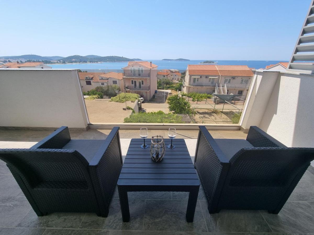 Sea View Apartment Rogoznica  Dış mekan fotoğraf